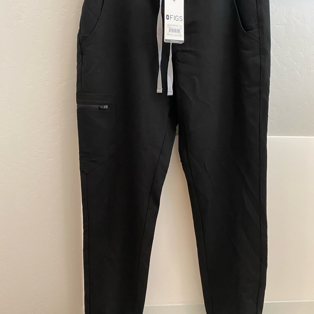 Figs Women's Black Joggers